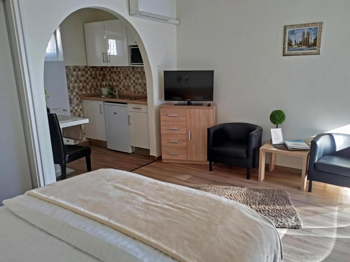 Szecsenyi Apartman Hévíz Eksteriør billede