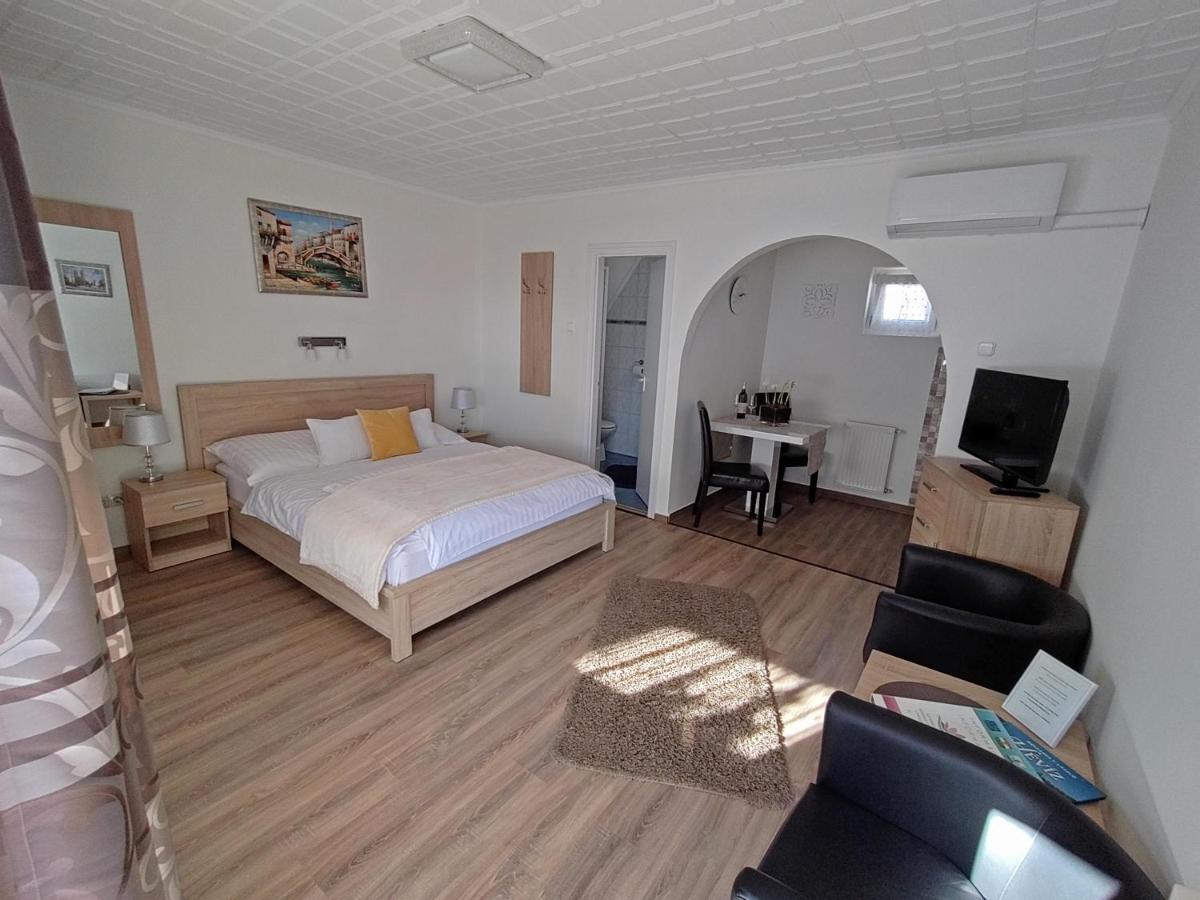 Szecsenyi Apartman Hévíz Eksteriør billede