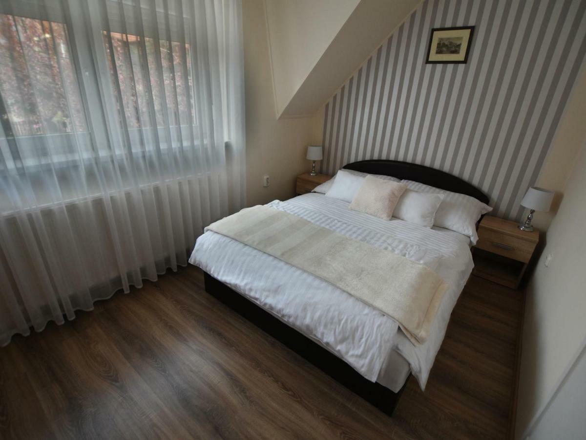Szecsenyi Apartman Hévíz Eksteriør billede